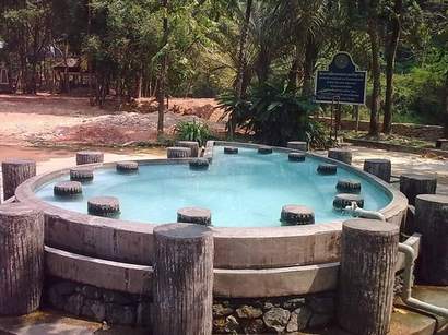 aguas termales calientes Ranong